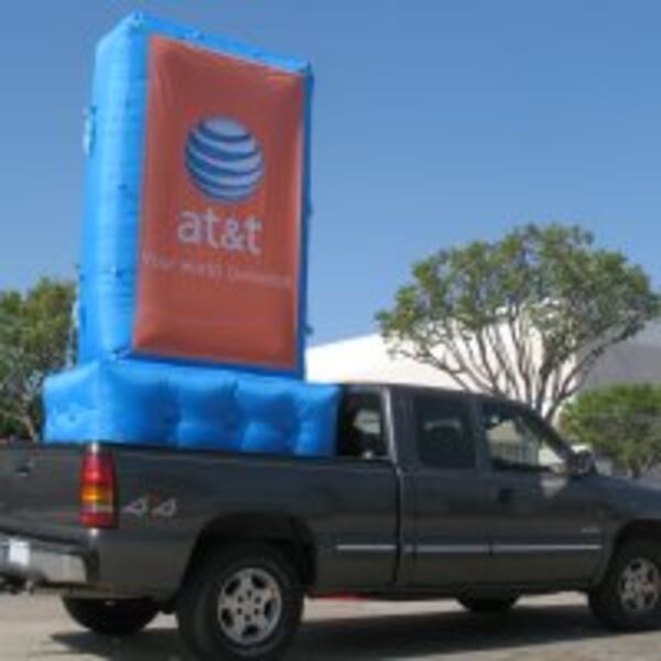 Inflatable Curbie™ Thumbnail